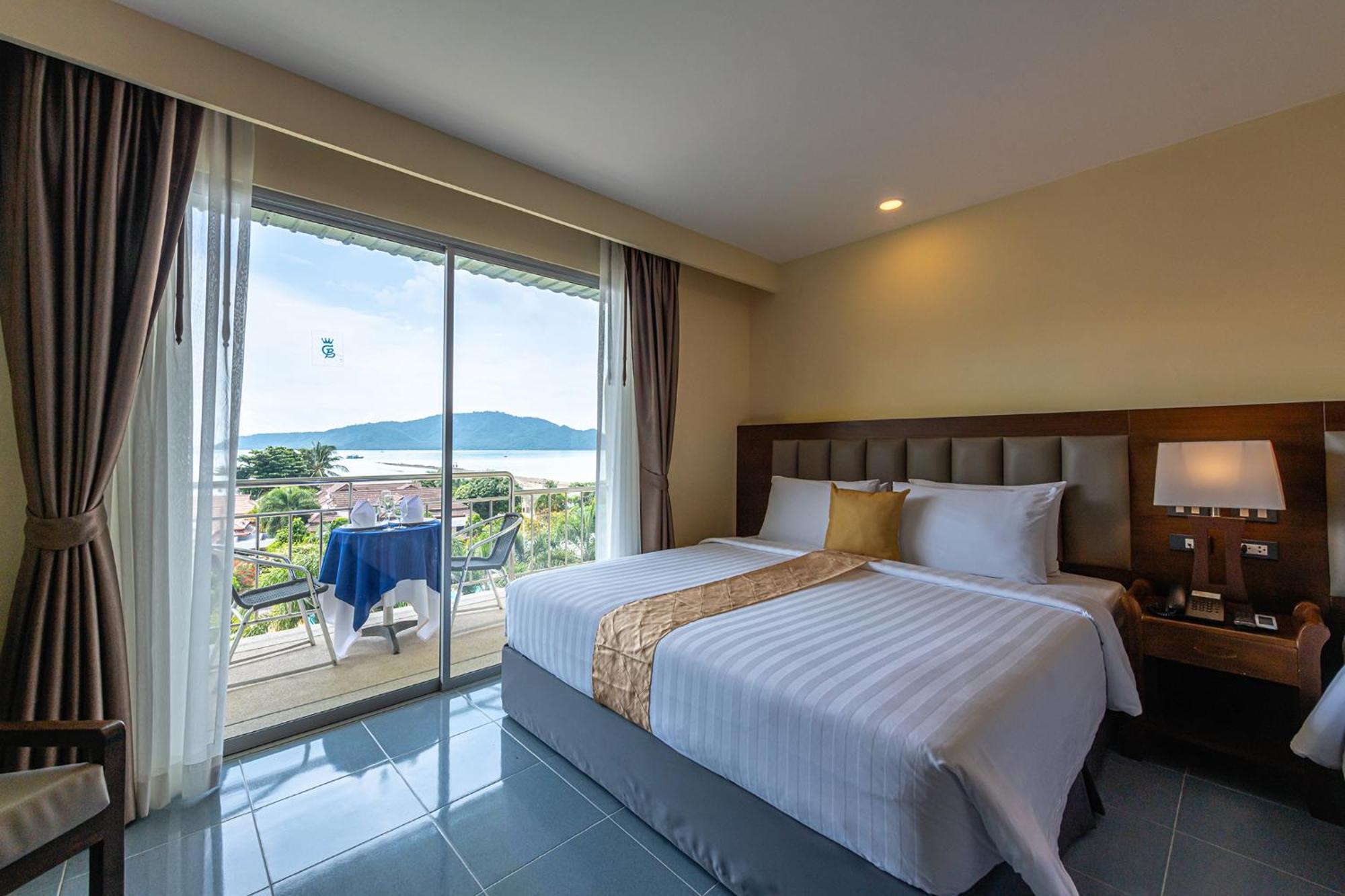 Blue Beach Grand Resort And Spa In Chalong Phuket By Dayuu Ban Saiyuan Exterior photo
