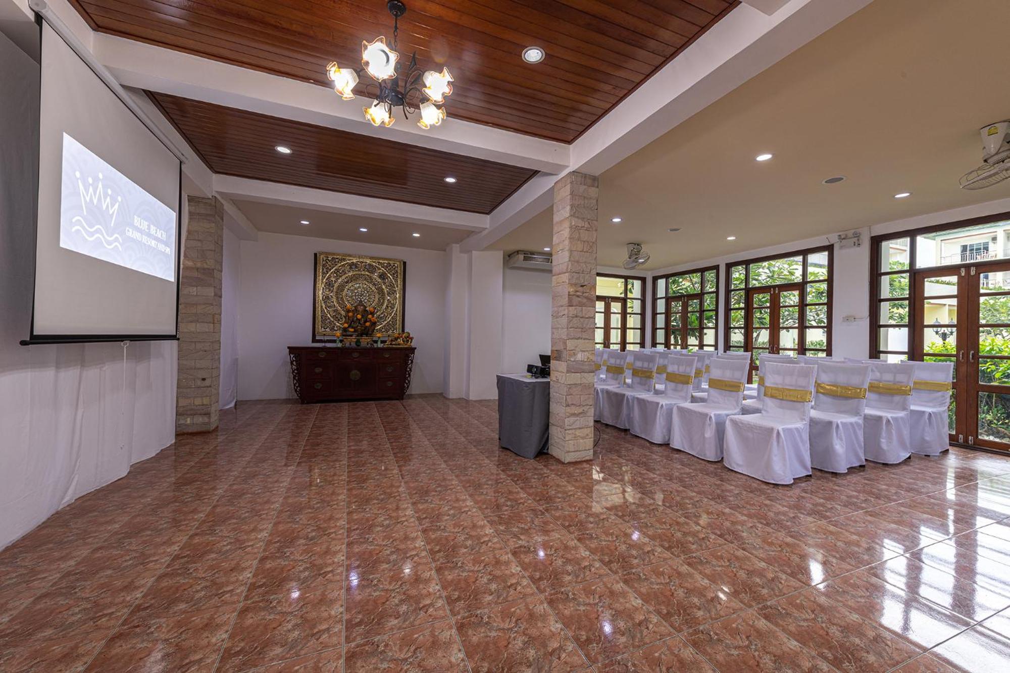 Blue Beach Grand Resort And Spa In Chalong Phuket By Dayuu Ban Saiyuan Exterior photo