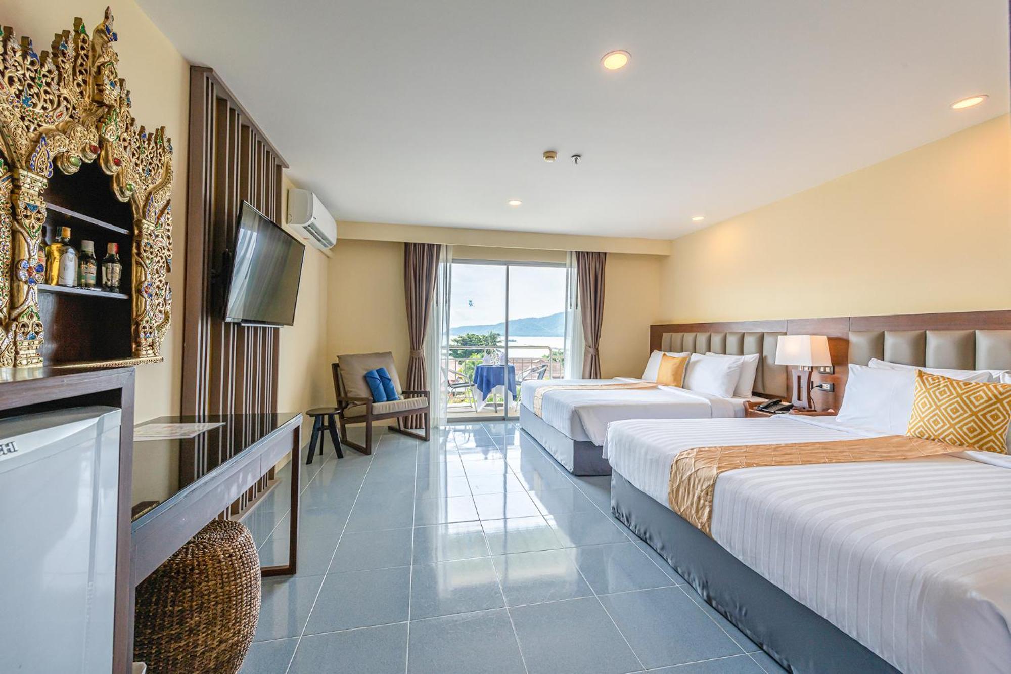Blue Beach Grand Resort And Spa In Chalong Phuket By Dayuu Ban Saiyuan Exterior photo