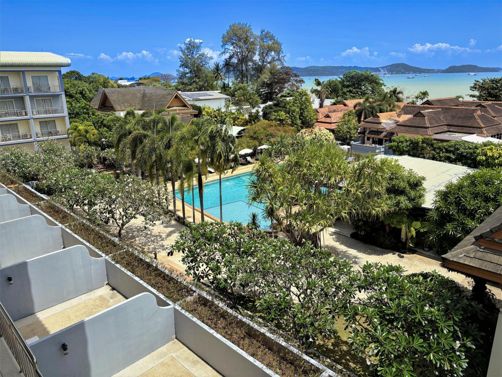 Blue Beach Grand Resort And Spa In Chalong Phuket By Dayuu Ban Saiyuan Exterior photo